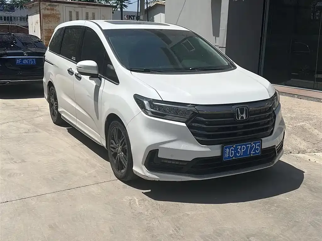 Honda Odyssey 2022 из CN, фото 3