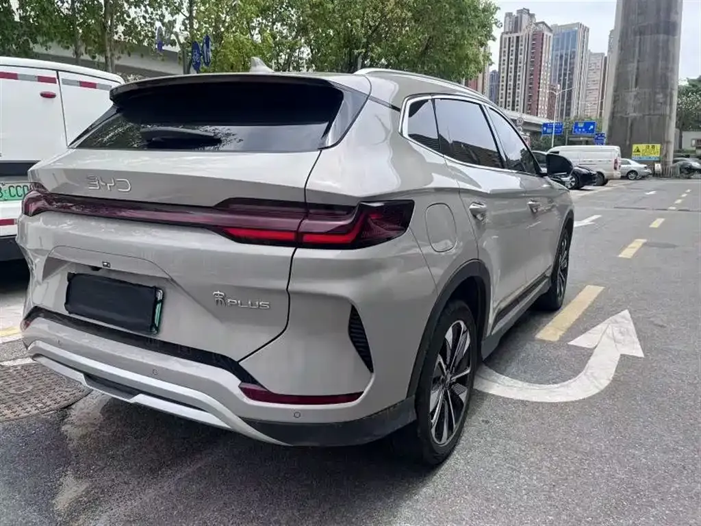 BYD PLUS New Energy — фото 4