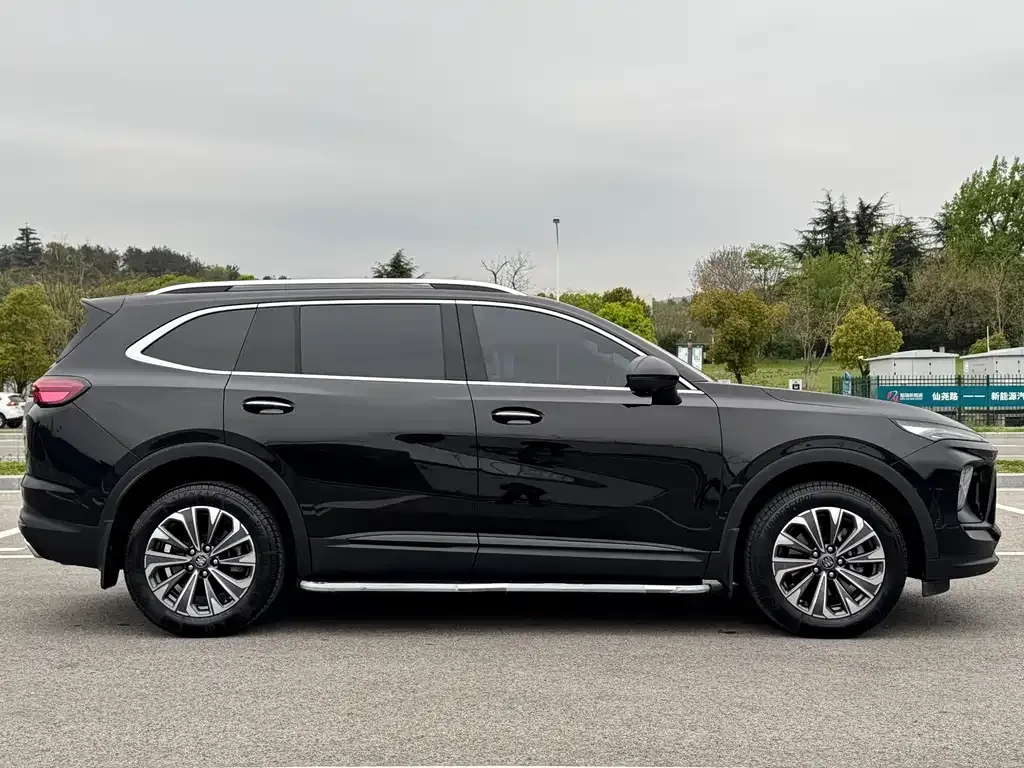 Buick Envision Plus — фото 3