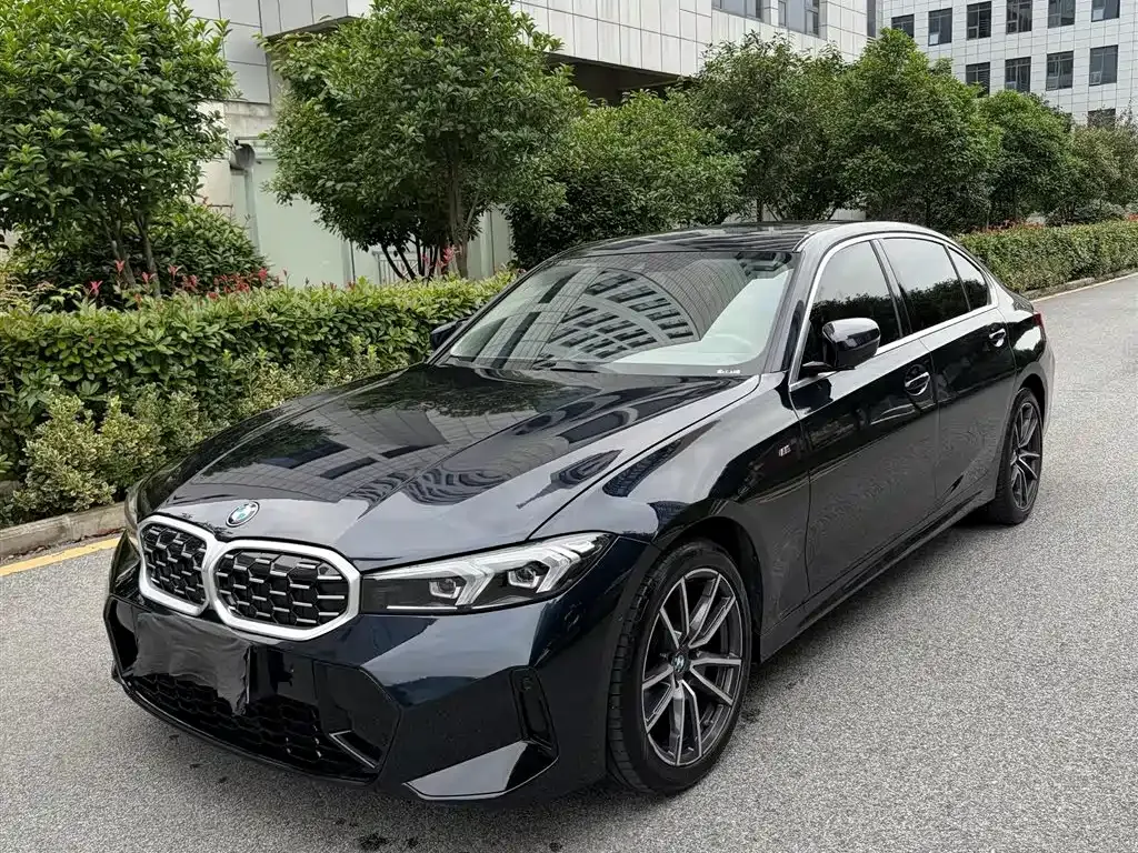 BMW 3 Series 2023 из CN, фото 1