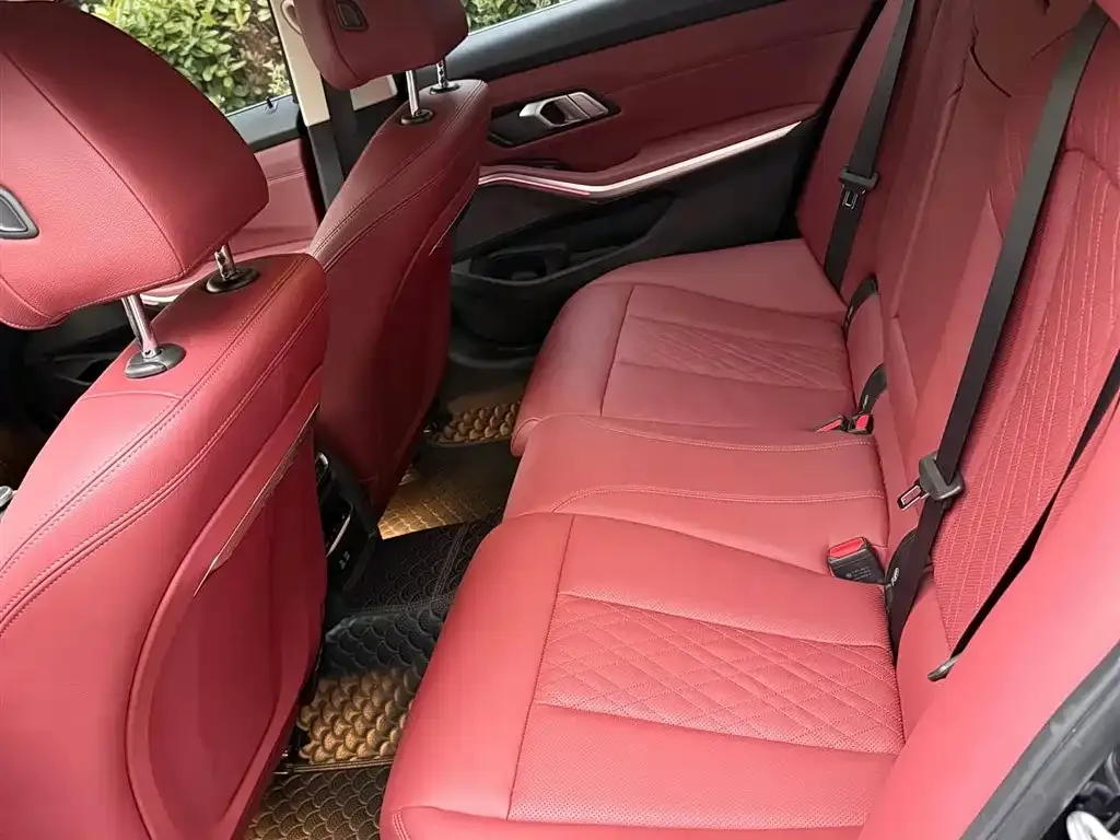 BMW 3 Series 2023 из CN, фото 3