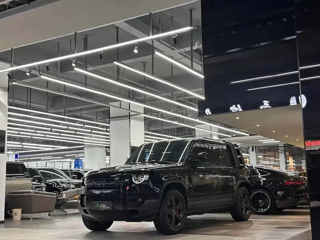 Land Rover Defender — фото 9