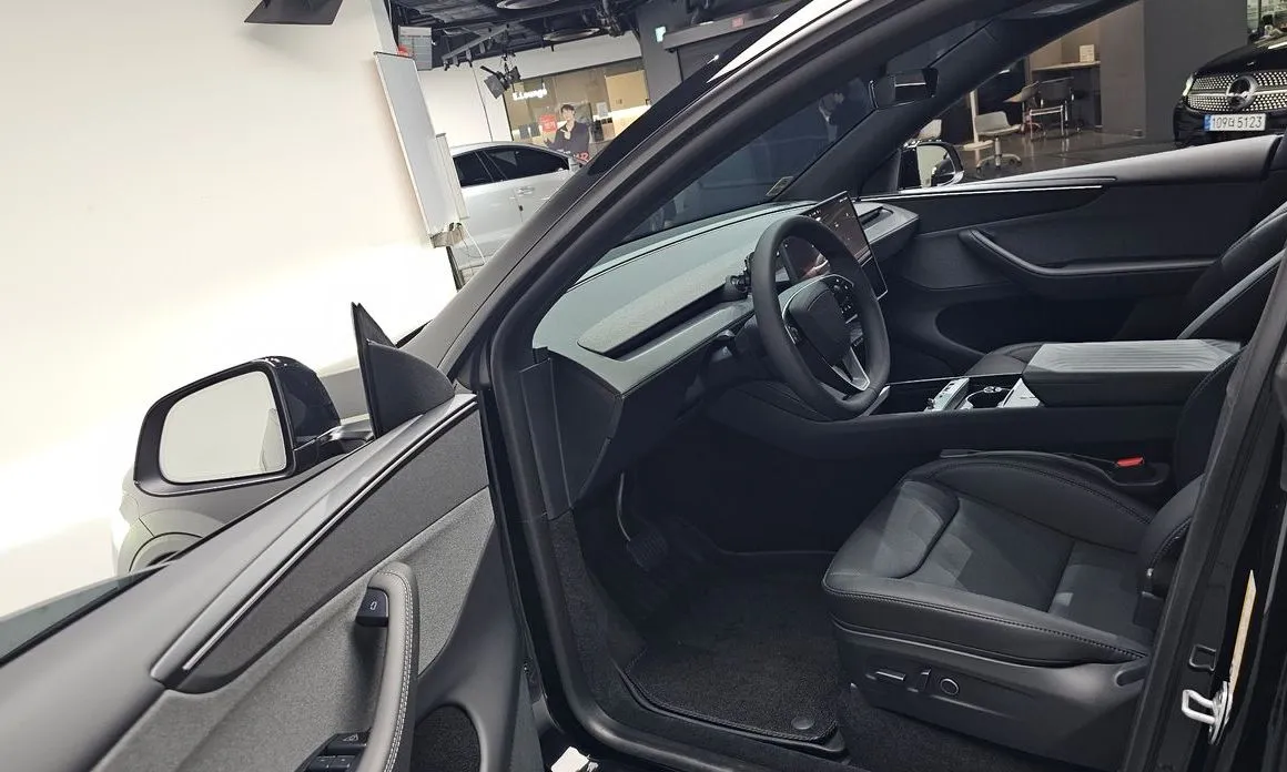 Tesla Model Y 2026 из KR, фото 9
