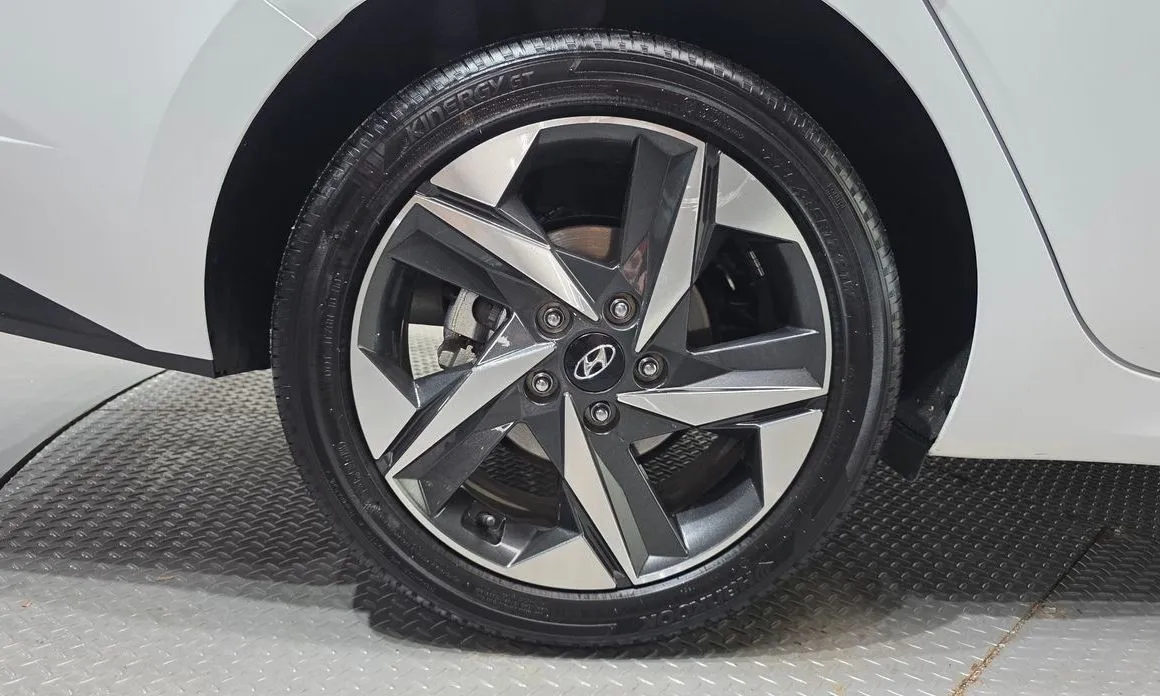 Hyundai AVANTE 2022 из KR, фото 6