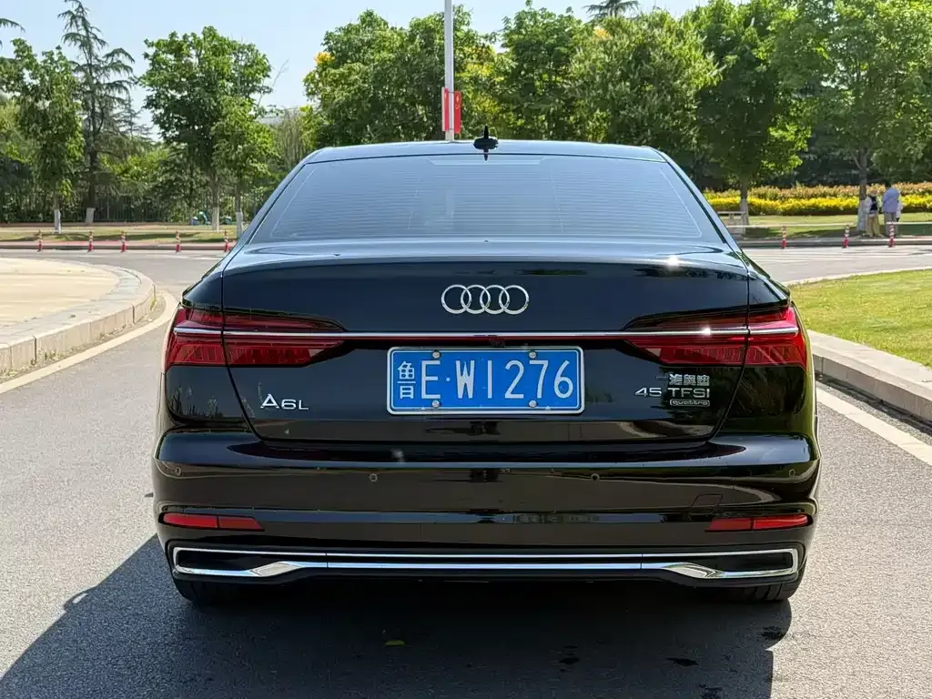 Audi A6L 2023 из CN, фото 3