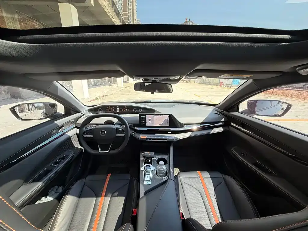 Changan UNI-V 2024 из CN, фото 6