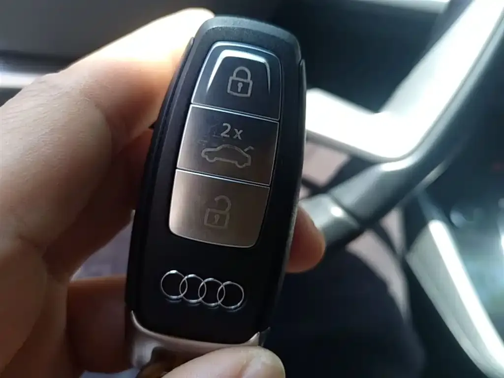 Audi Q5 e-tron 2023 из CN, фото 3