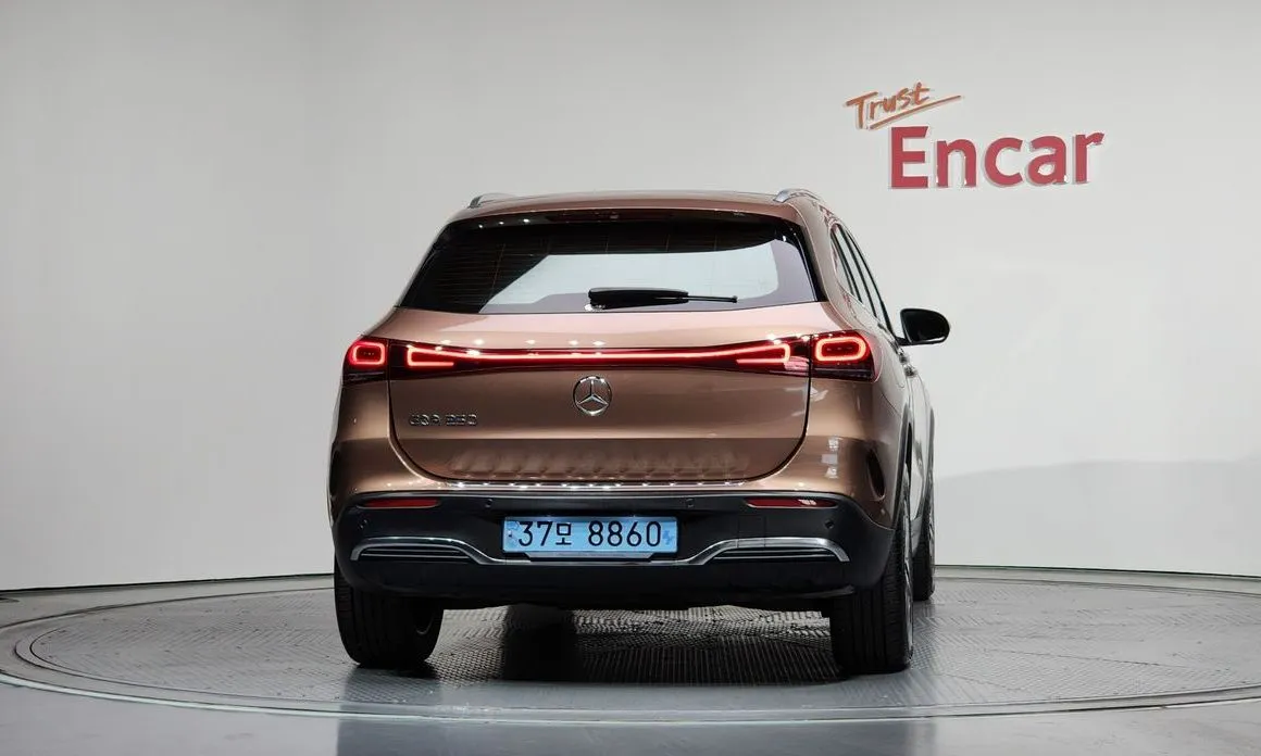 Mercedes-Benz EQA 2022 из KR, фото 2