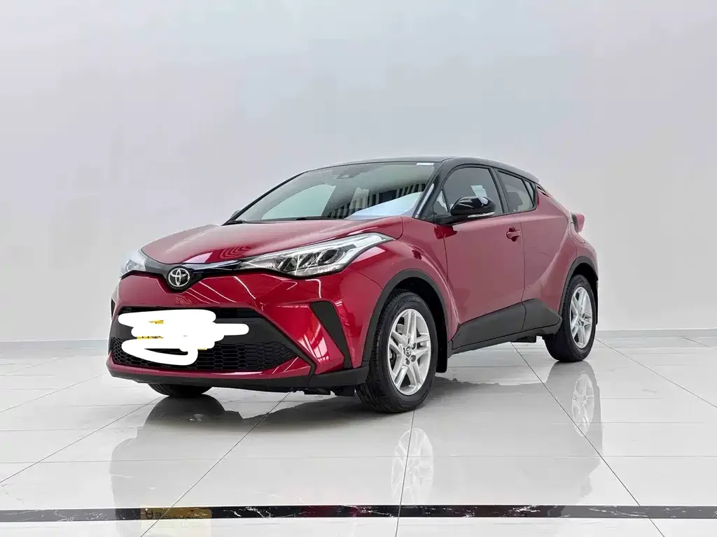 Toyota C-HR — фото 1