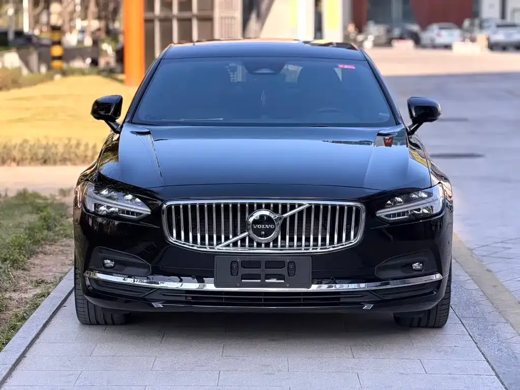 Volvo S90 — фото 8