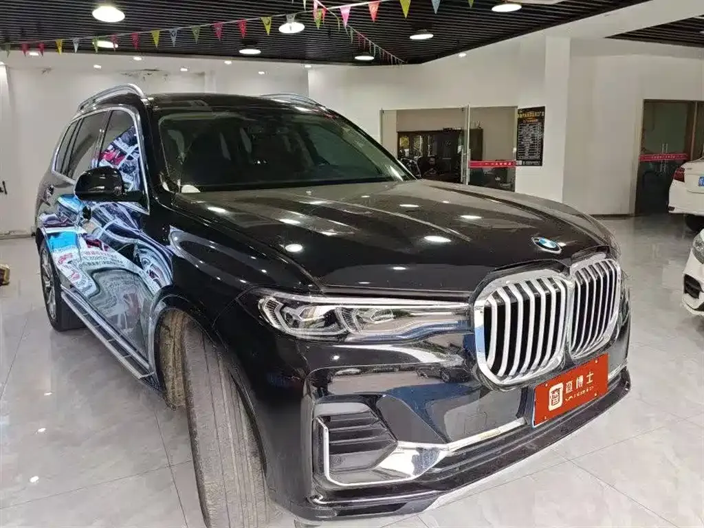 BMW X7 — фото 1