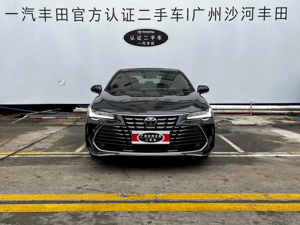Toyota Avalon — фото 10