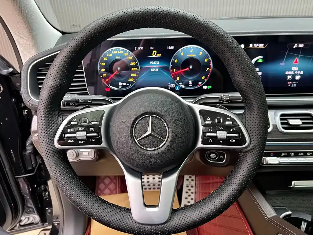 Mercedes-Benz GLE — фото 10