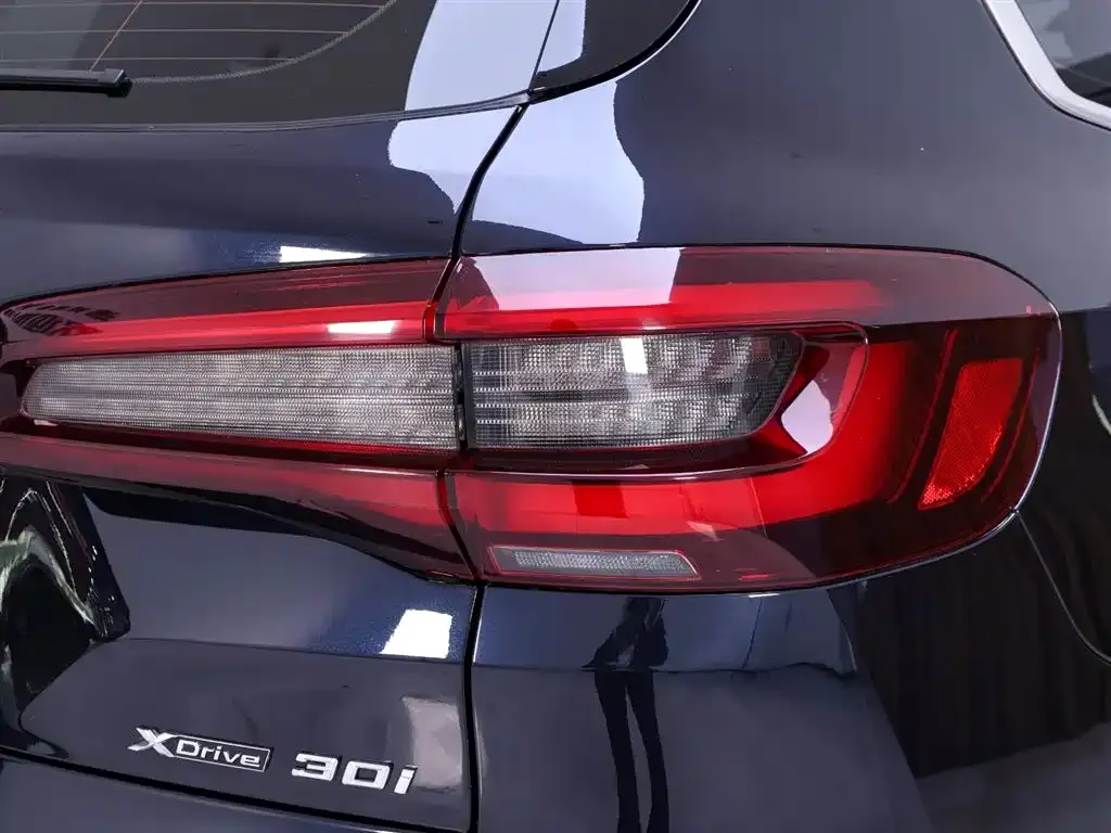 BMW X5 (Import) — фото 3