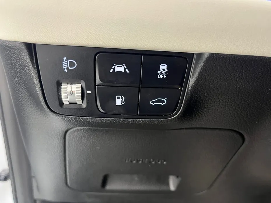 Hyundai Grandeur 2022 из KR, фото 4