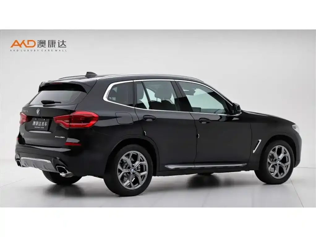 BMW X3 — фото 10