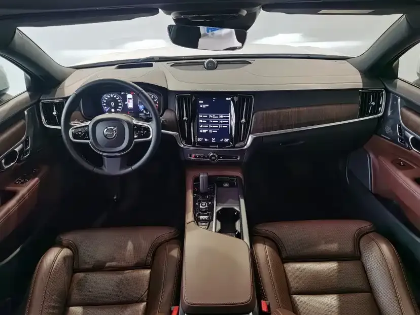 Volvo V90 2022 из CN, фото 9