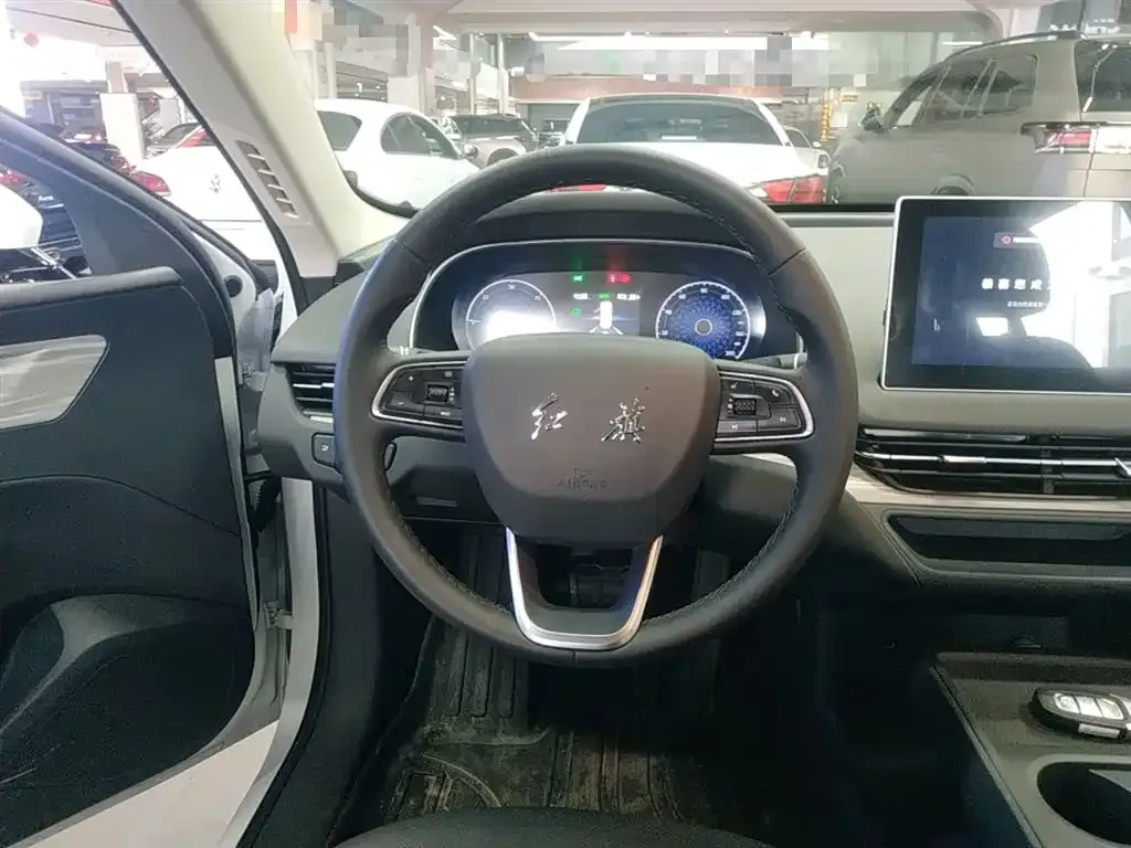 Hongqi E-QM5 2025 из CN, фото 5