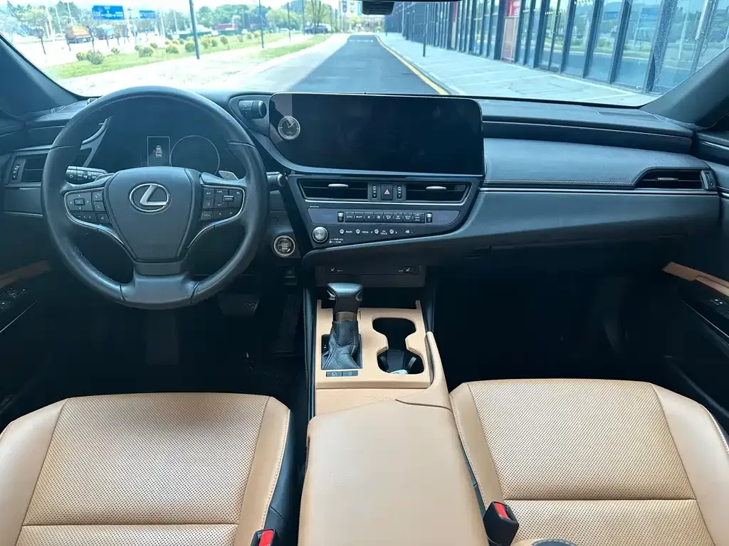 Lexus ES — фото 2