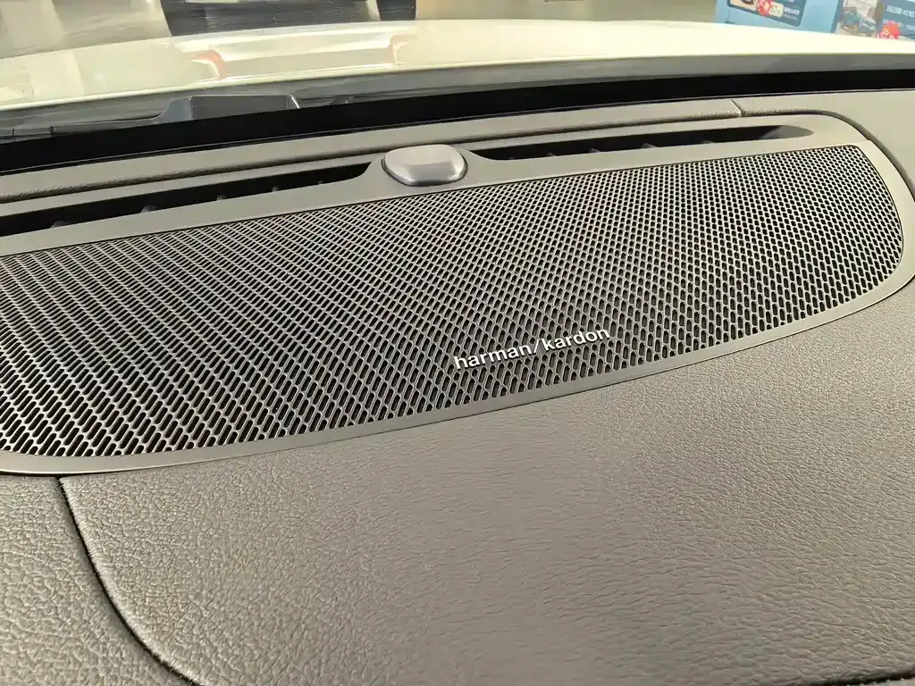 Volvo S60 — фото 10
