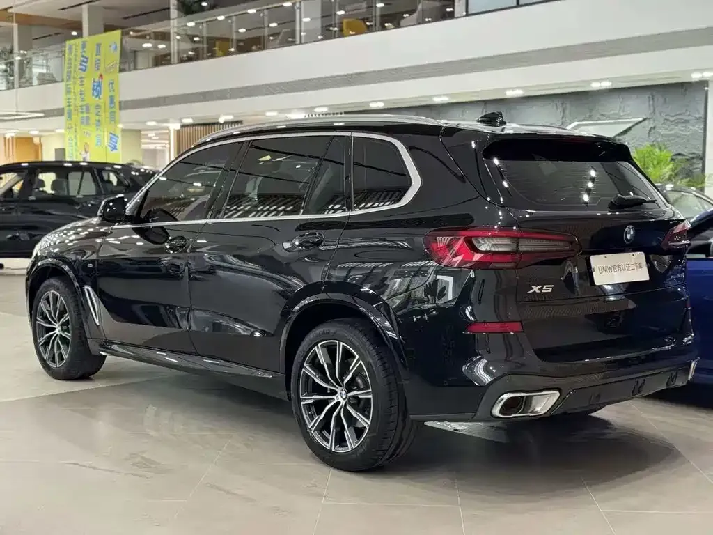 BMW X5 — фото 5