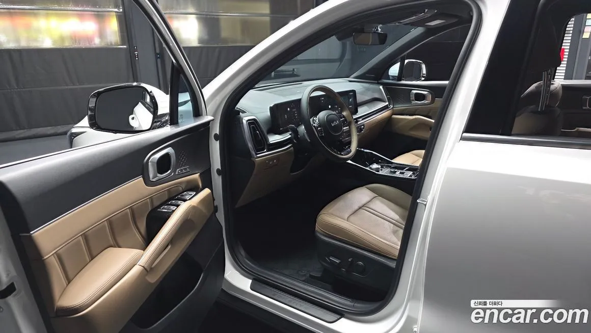 Kia Sorento — фото 8