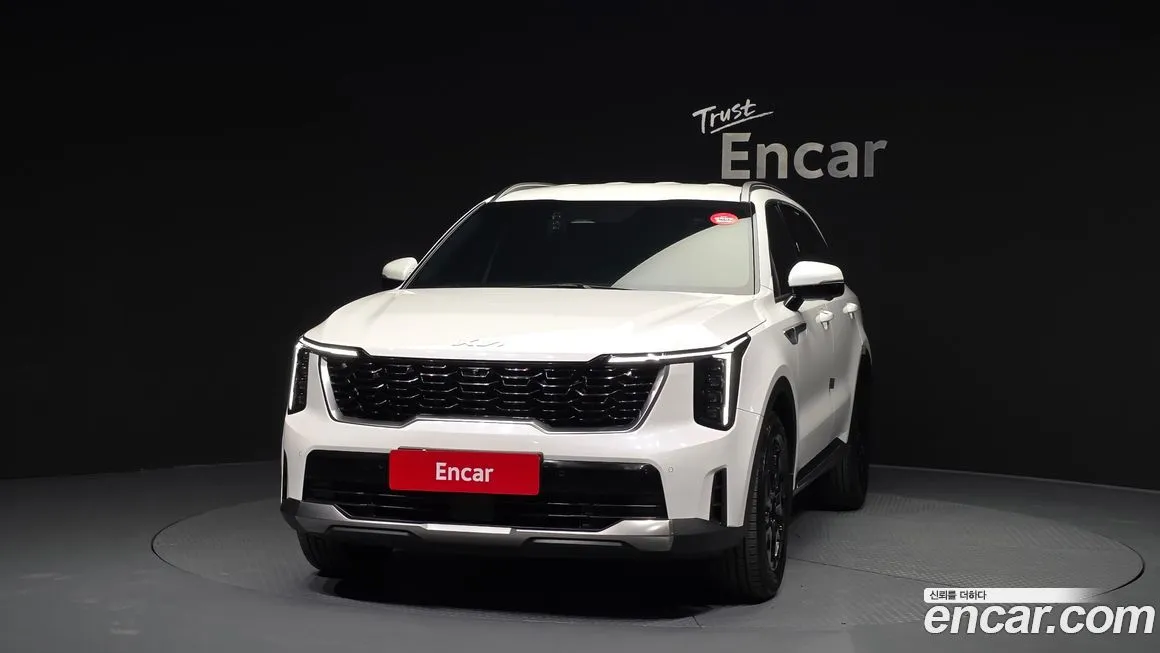 Kia Sorento — фото 10
