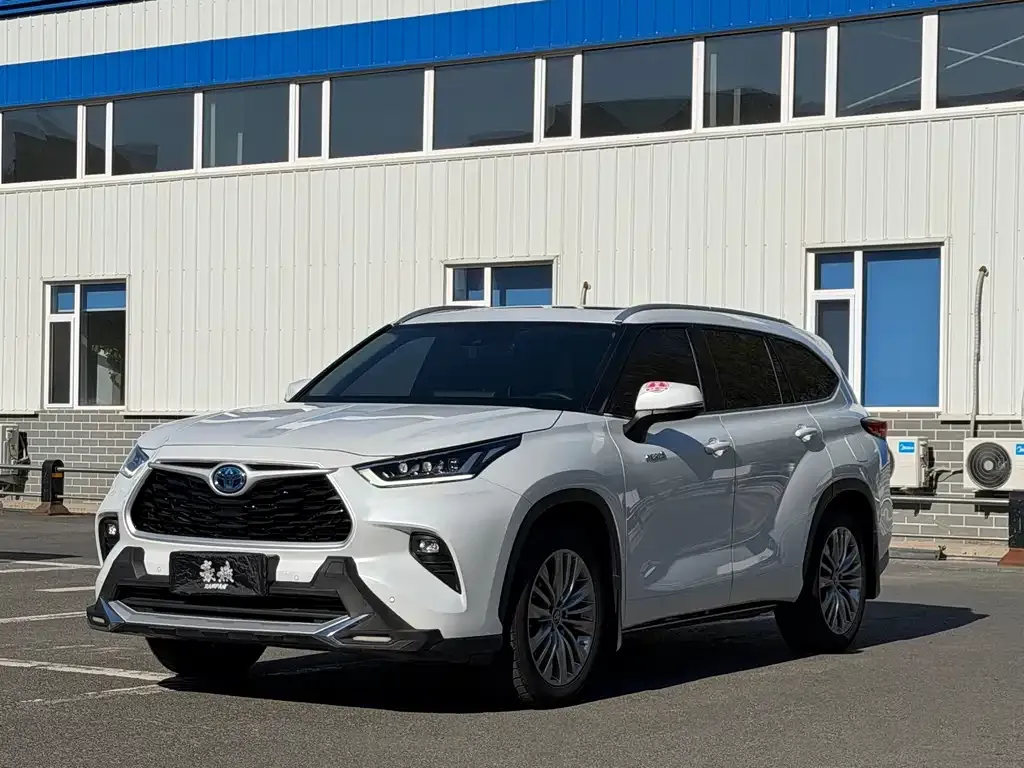 Toyota Highlander 2022 из CN, фото 1