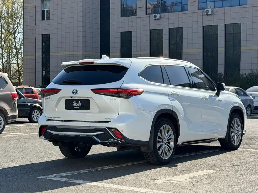 Toyota Highlander 2022 из CN, фото 5