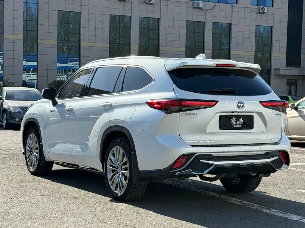 Toyota Highlander 2022 из CN, фото 7