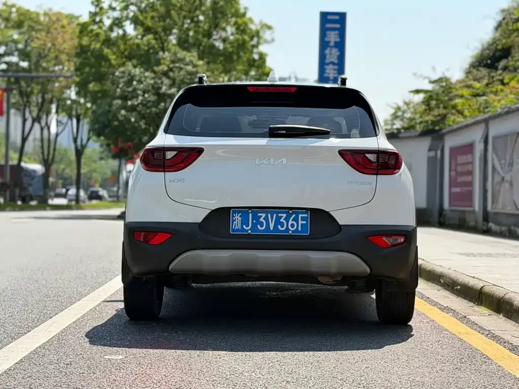 Kia KX1 2022 из CN, фото 2