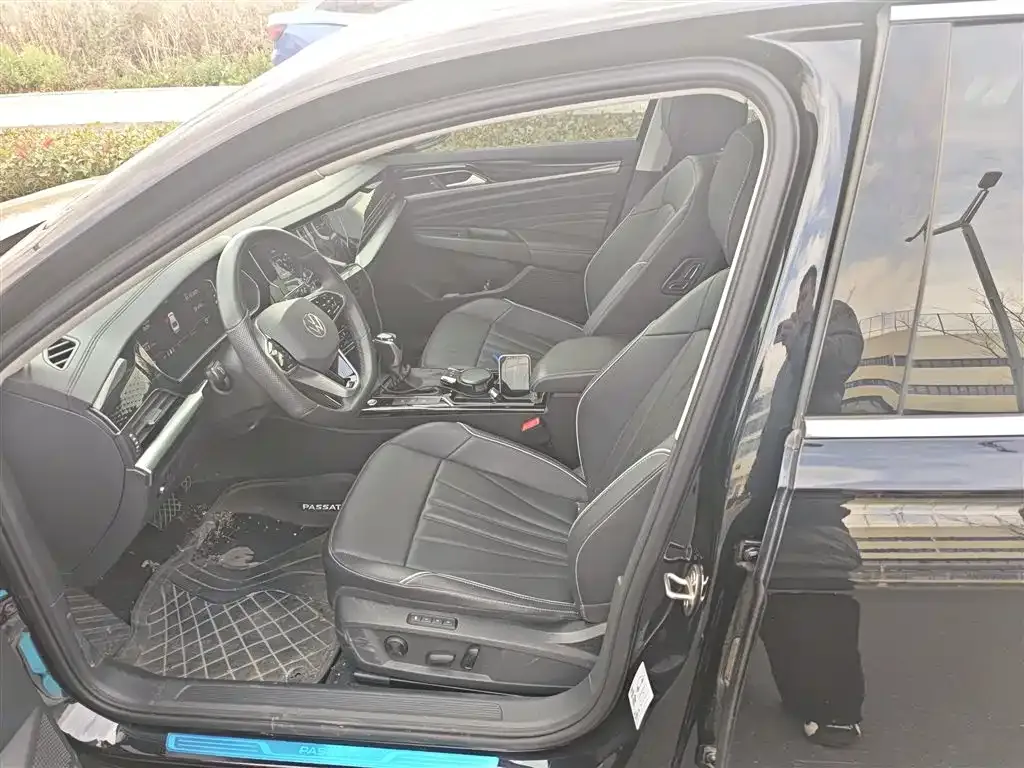 Volkswagen Passat — фото 2