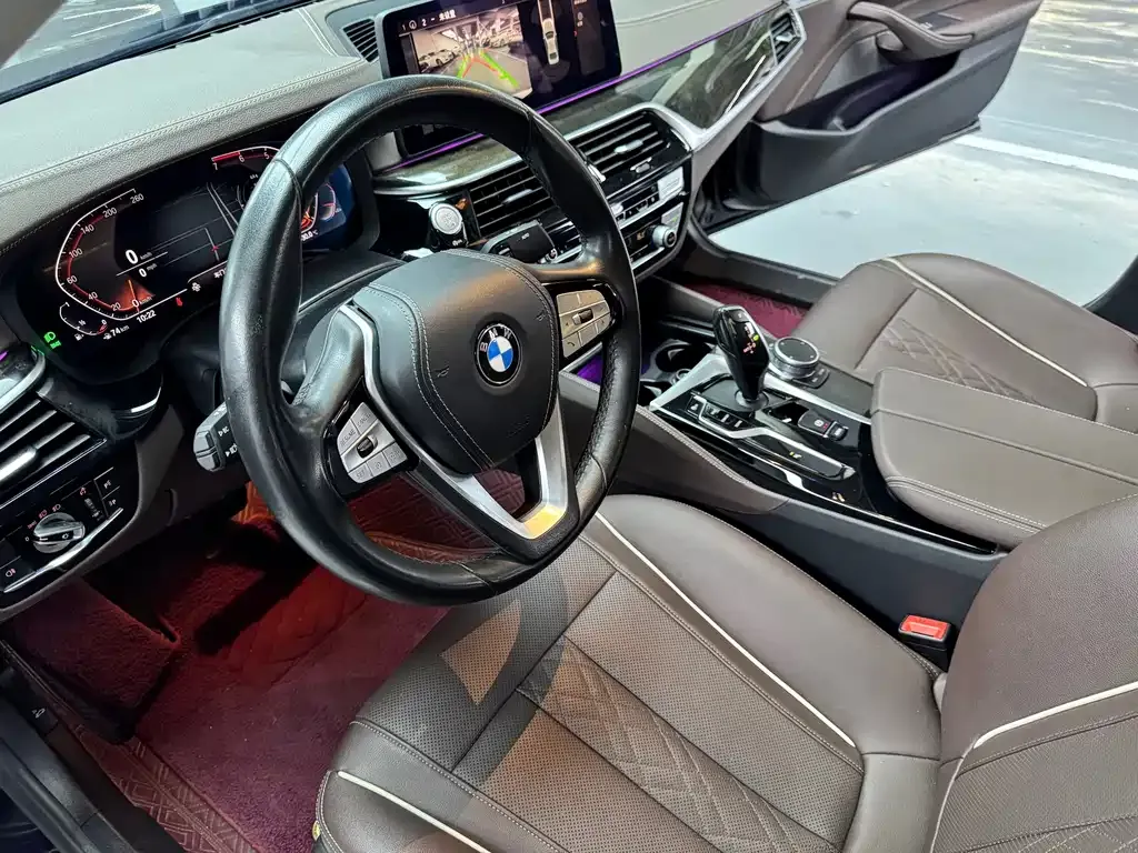 BMW 5 Series 2021 из CN, фото 8
