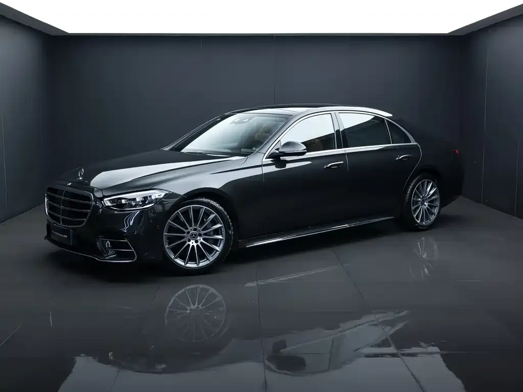 Mercedes-Benz S-Class — фото 1