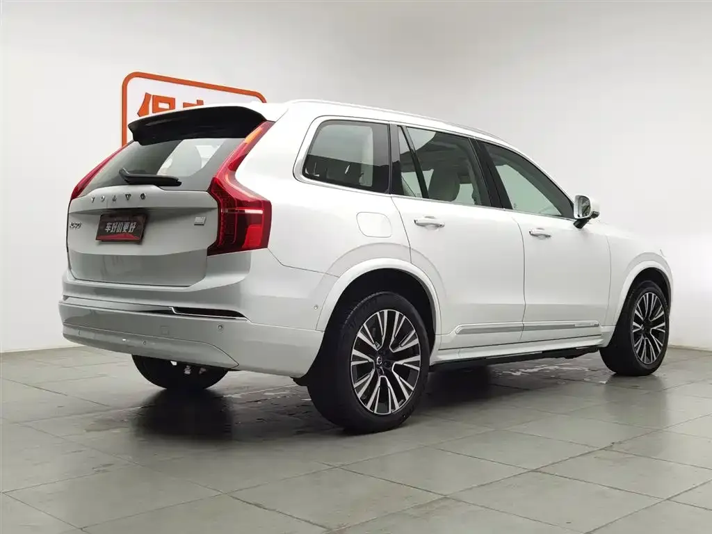 Volvo XC90 PHEV 2022 из CN, фото 8