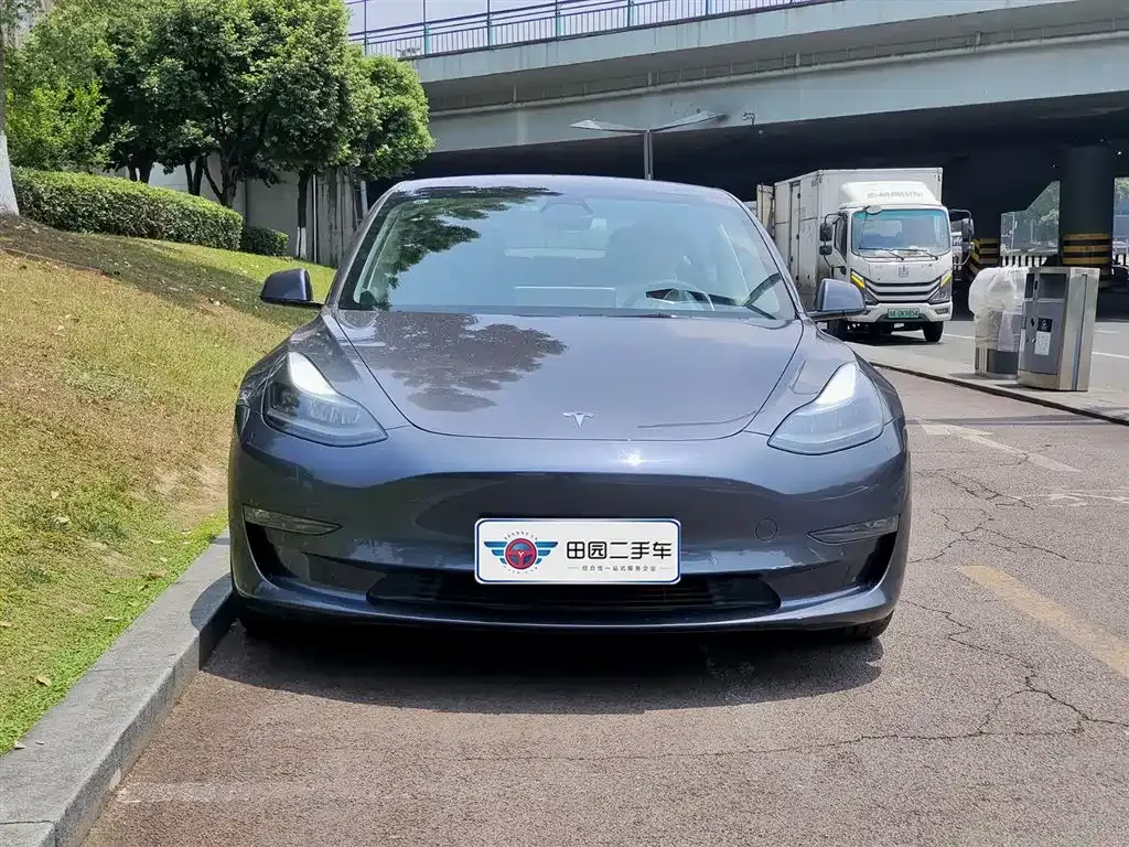 Tesla Model 3 — фото 6