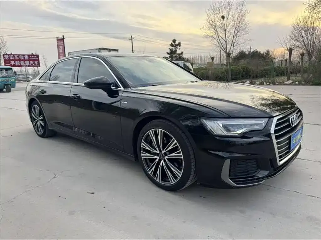 Audi A6L — фото 9