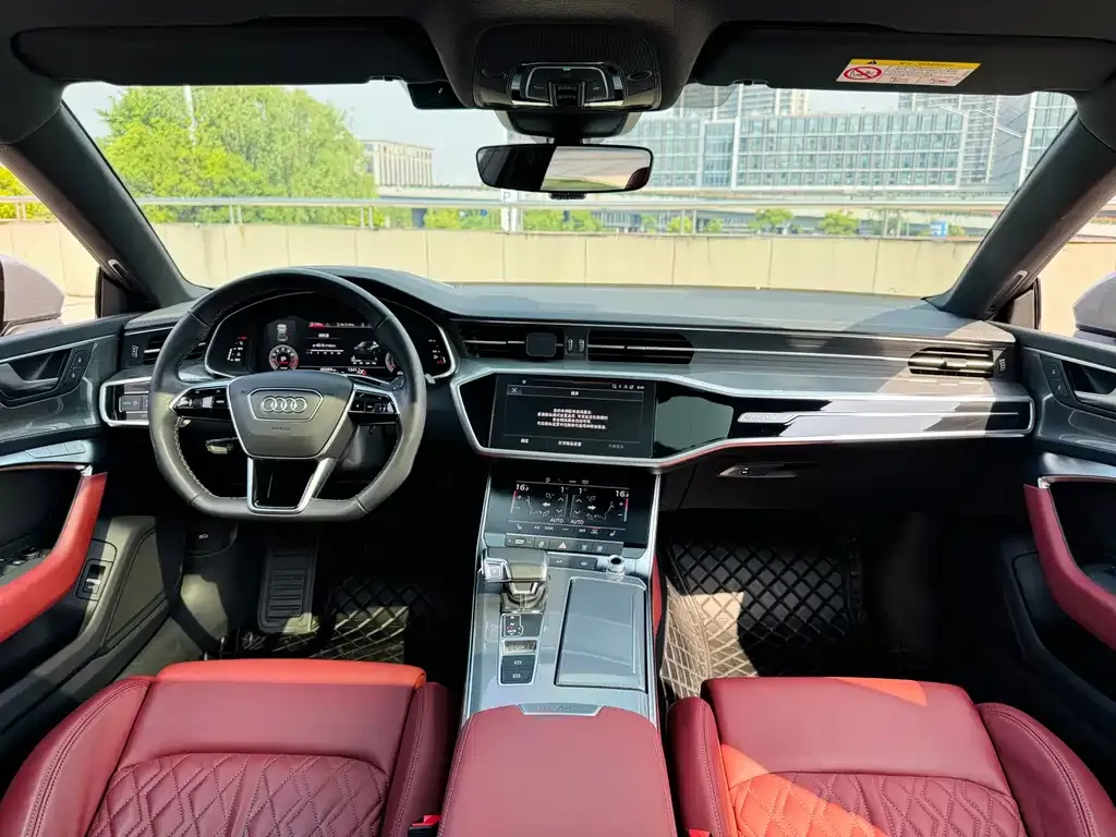 Audi A7L 2023 из CN, фото 7