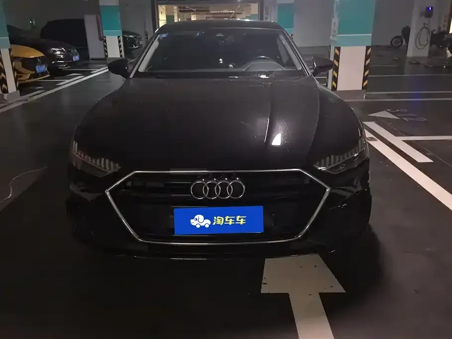 Audi A7 2021 из CN, фото 4