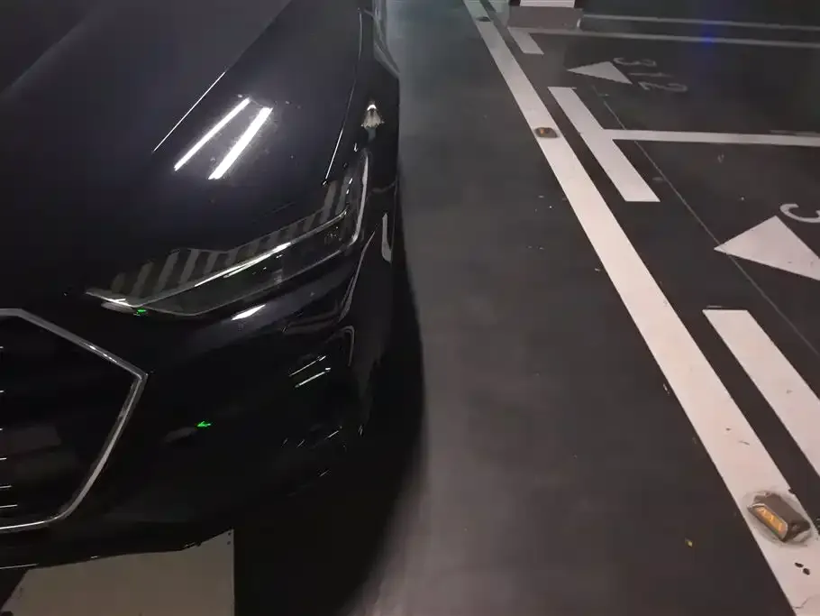 Audi A7 2021 из CN, фото 6
