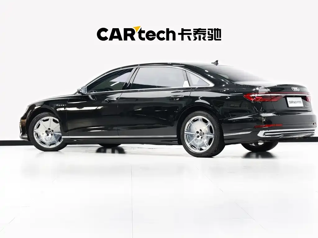 Audi A8 — фото 3