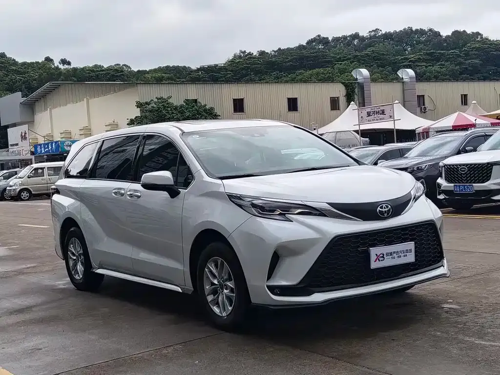 Toyota Granvia 2025 из CN, фото 6