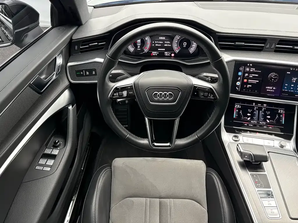 Audi A6L — фото 10