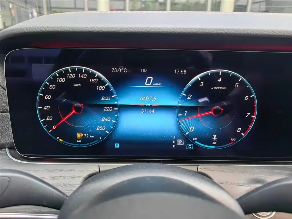 Mercedes-Benz E-Class 2022 из CN, фото 5