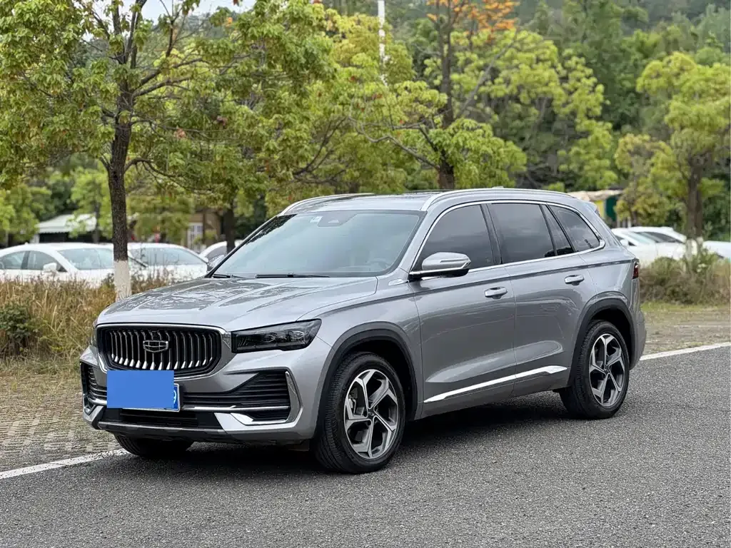 Geely Xingyue L — фото 1
