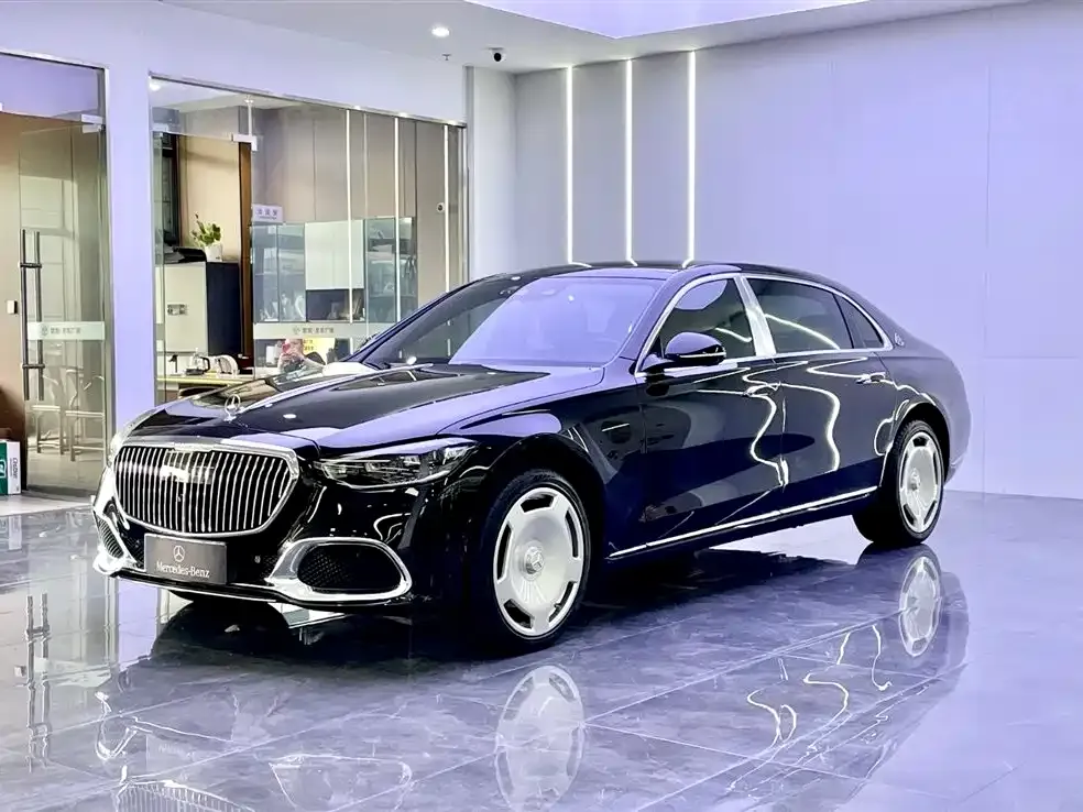 Mercedes-Benz S-Class — фото 1