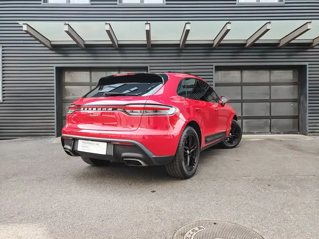 Porsche Macan — фото 9