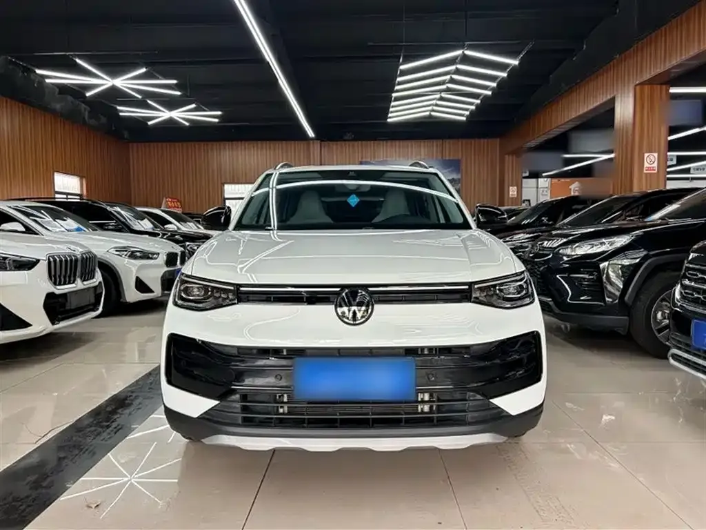 Volkswagen Tharu — фото 6