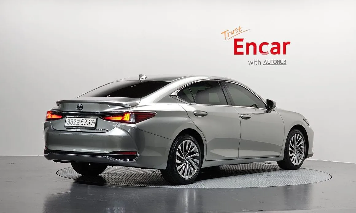 Lexus ES 2023 из KR, фото 10
