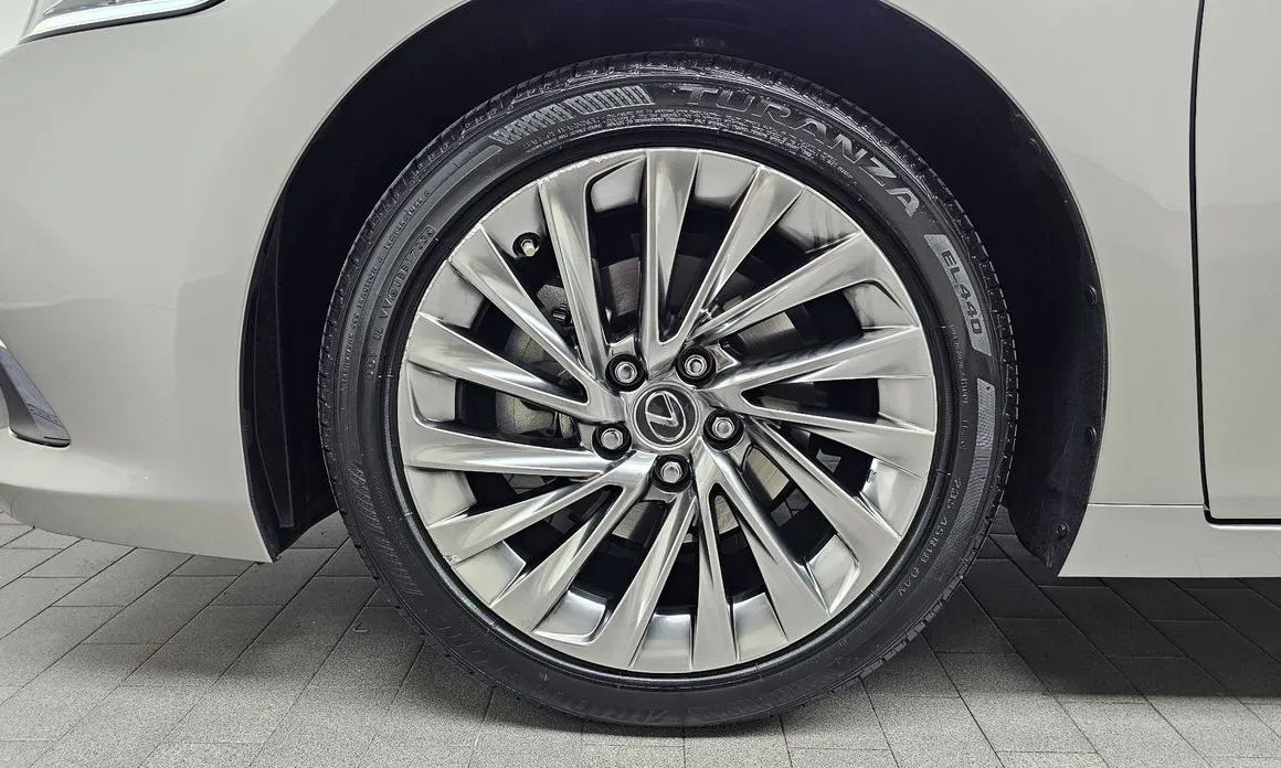 Lexus ES 2023 из KR, фото 8